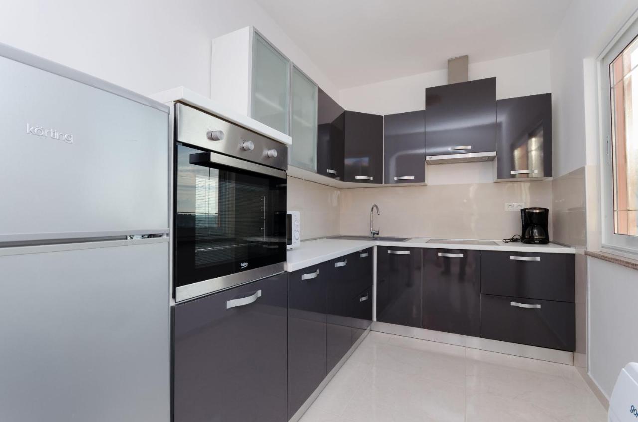 Apartments Darko Palit المظهر الخارجي الصورة