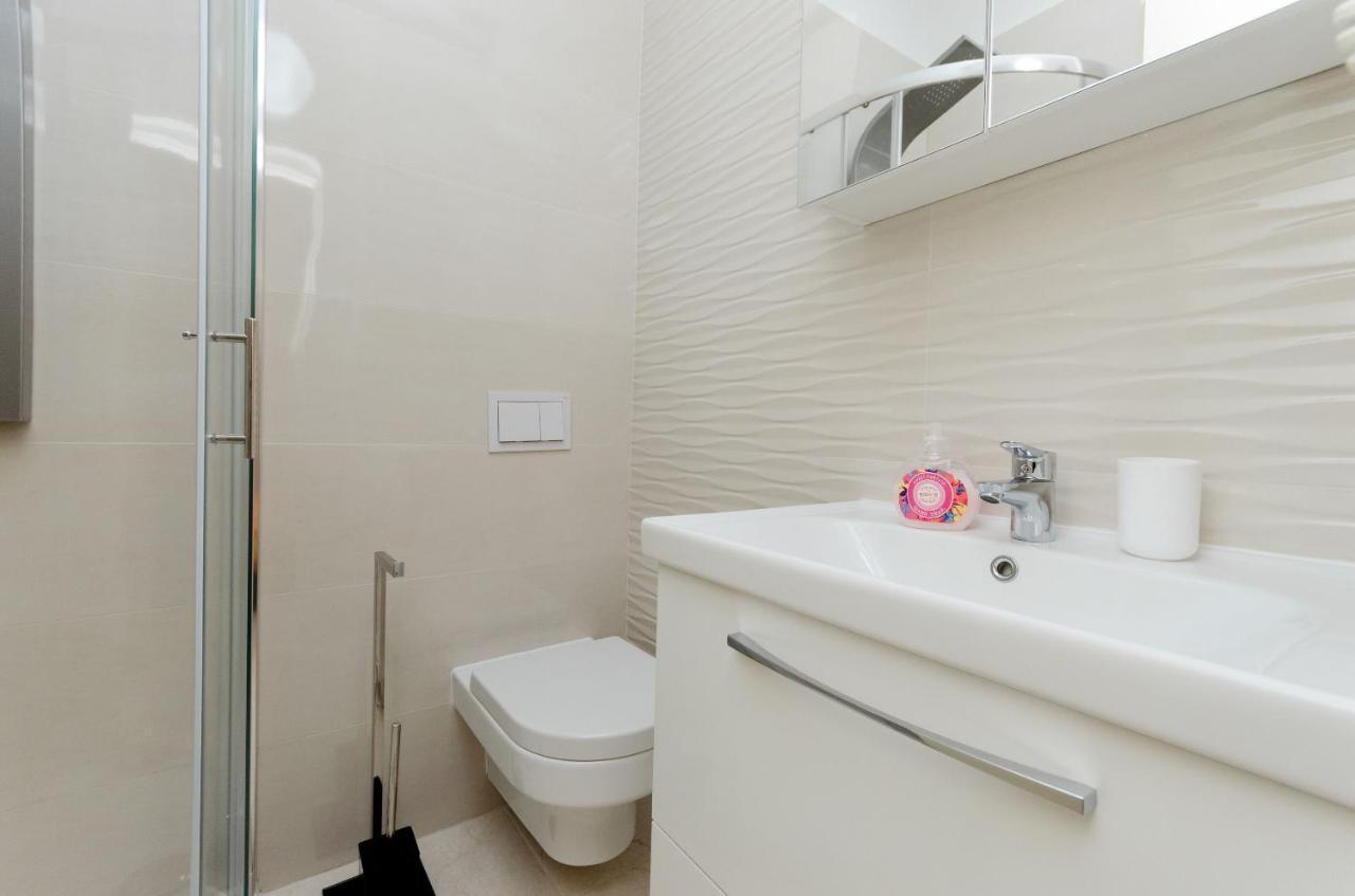 Apartments Darko Palit المظهر الخارجي الصورة