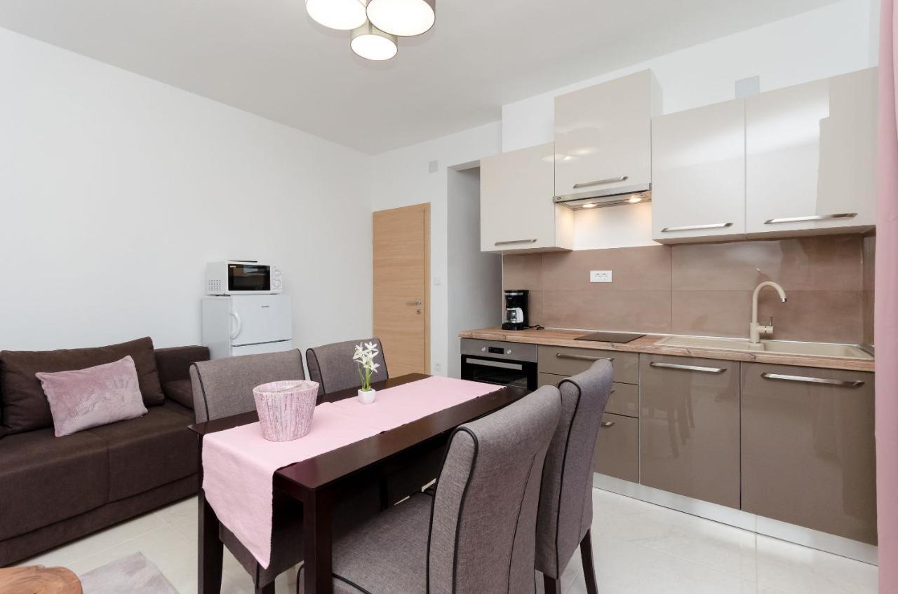 Apartments Darko Palit المظهر الخارجي الصورة